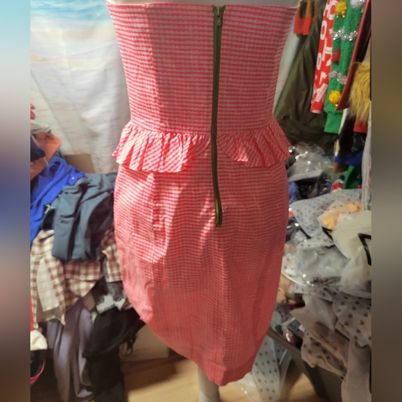 Lilly Pulitzer Fiesta Pink‎ Gingham Lowe Dress Strapless  Peplum Ruffle  size 6 - Picture 3 of 6